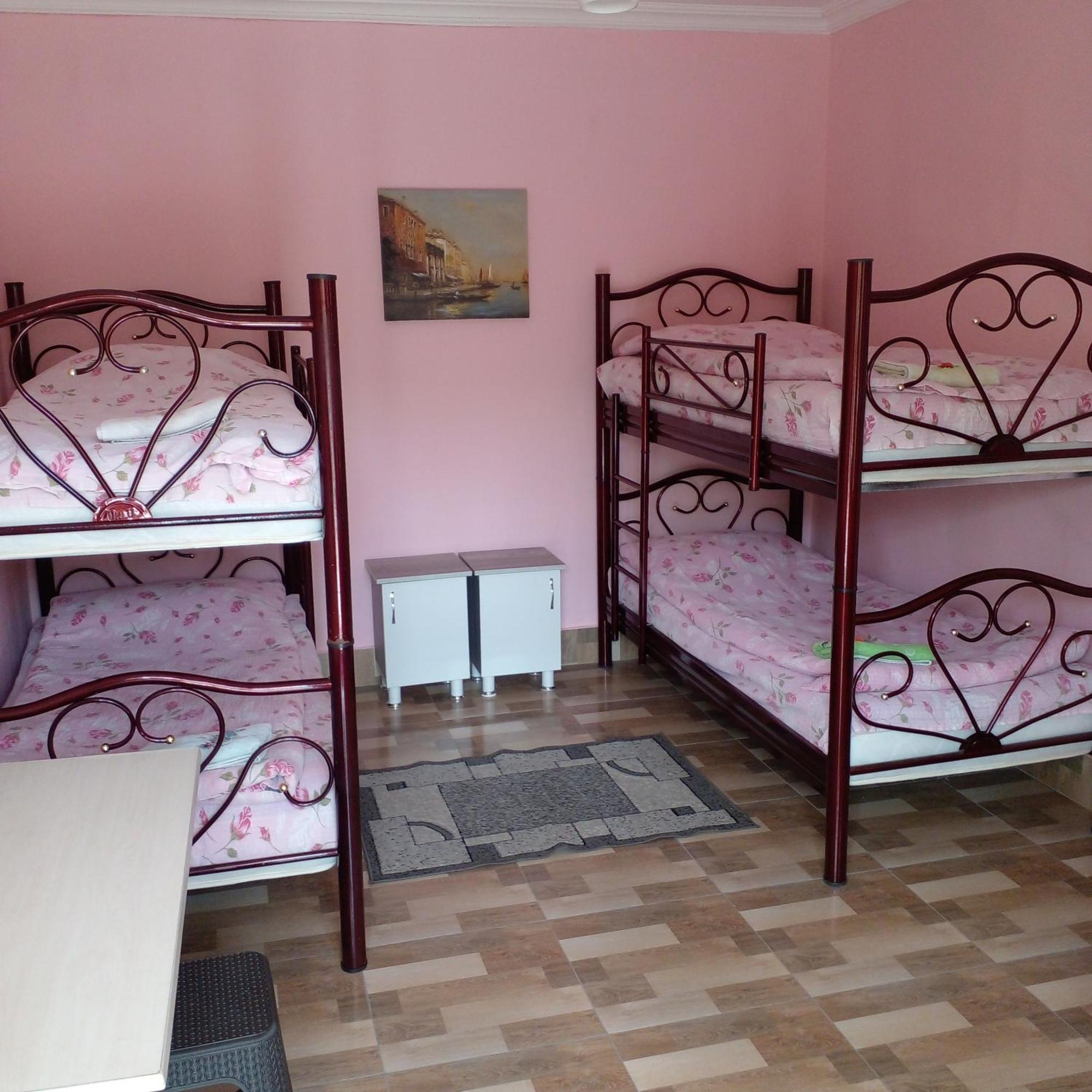 Giorgi'S Homestay Kutaisi Zewnętrze zdjęcie