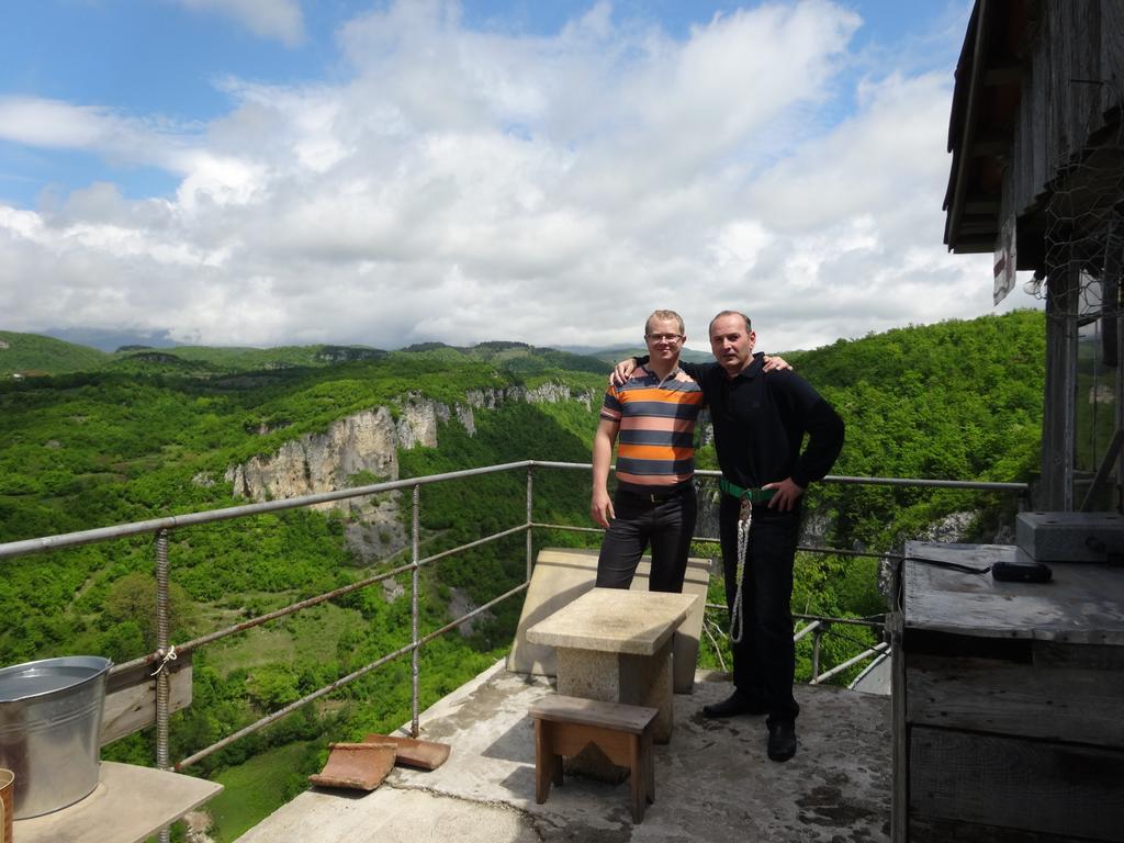 Giorgi'S Homestay Kutaisi Zewnętrze zdjęcie