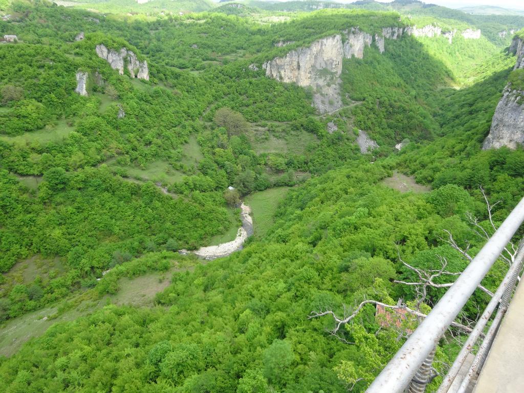 Giorgi'S Homestay Kutaisi Zewnętrze zdjęcie