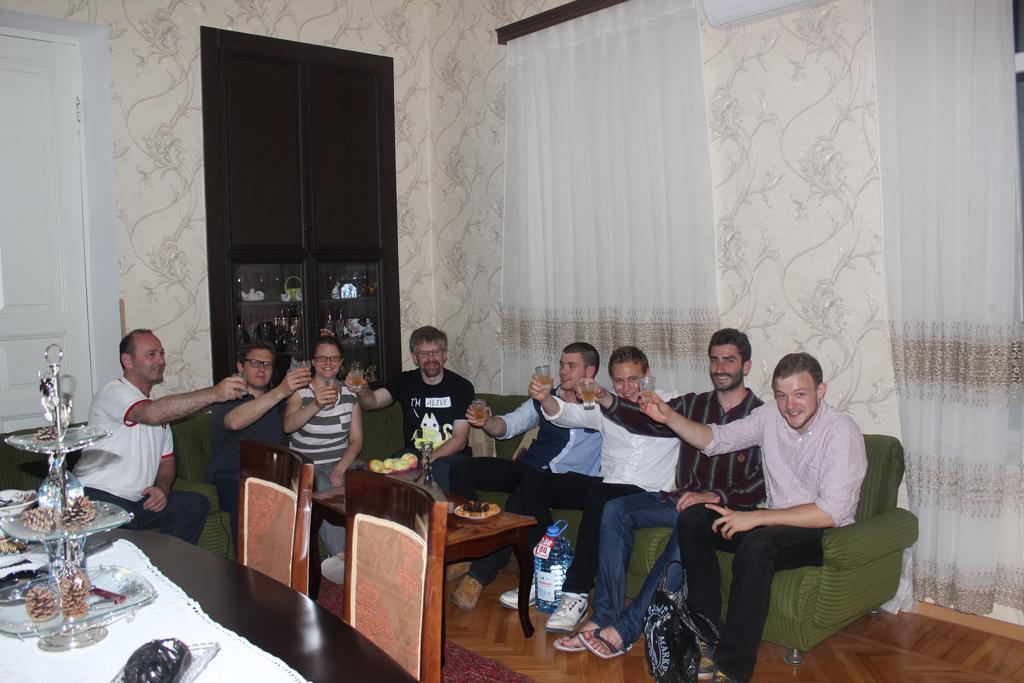 Giorgi'S Homestay Kutaisi Zewnętrze zdjęcie