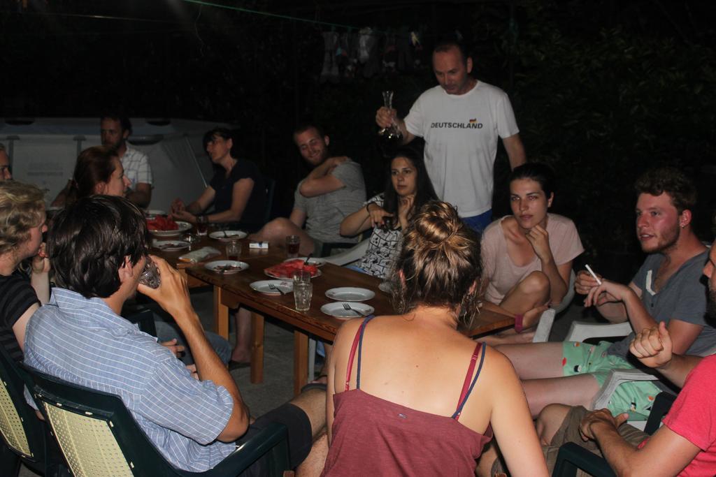 Giorgi'S Homestay Kutaisi Zewnętrze zdjęcie