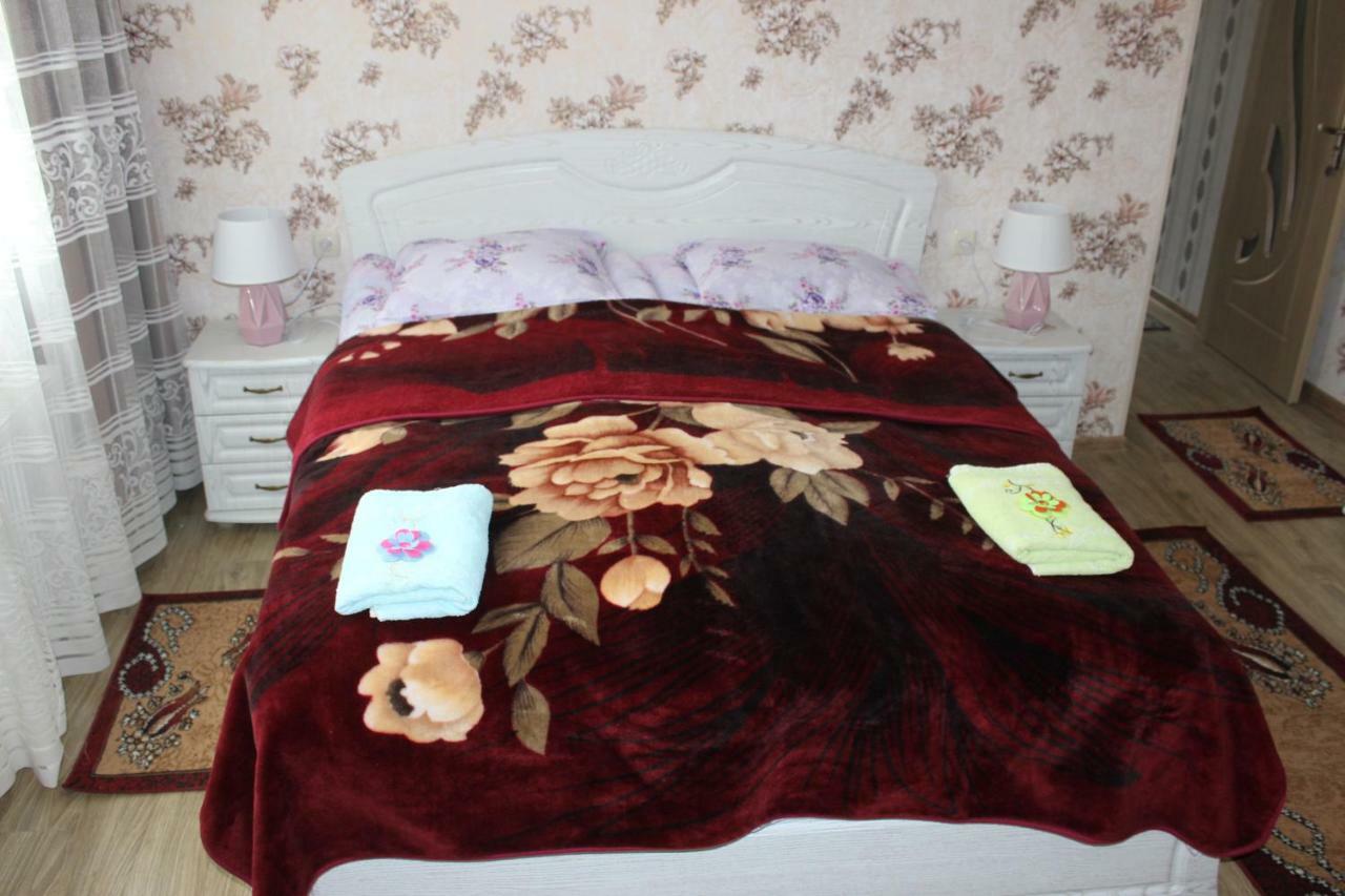 Giorgi'S Homestay Kutaisi Zewnętrze zdjęcie